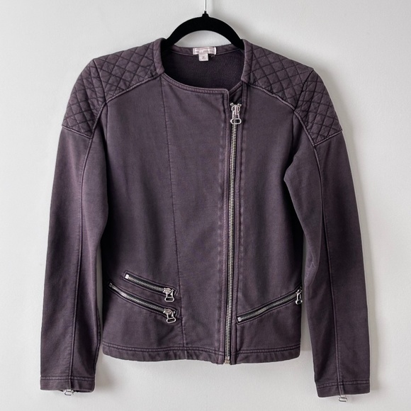3/$20🌻Gap Gray Cotton Quilted Zip Jacket - Picture 3 of 16